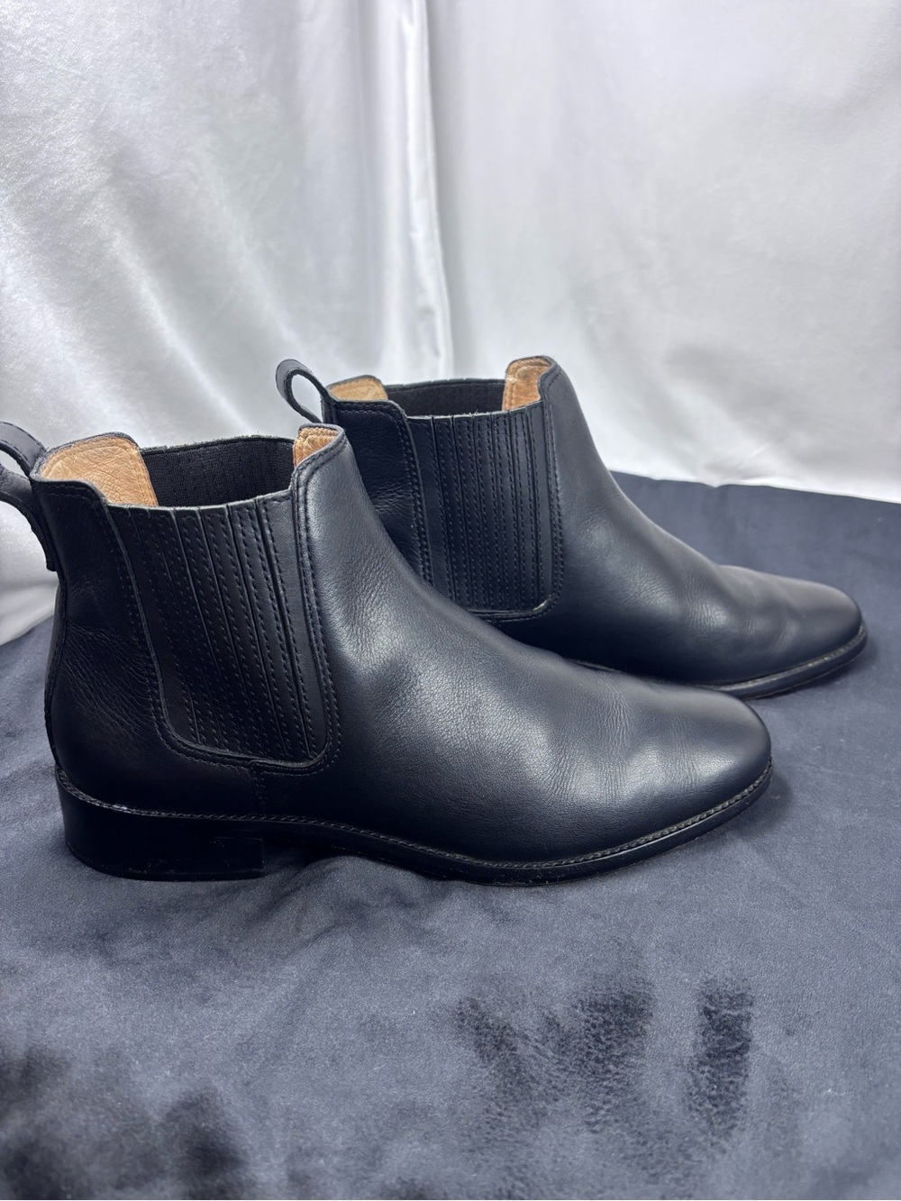 Madewell Black Leather Chelsea Ankle Boots Women’s 9.5 Pull On - Picture 9 of 11